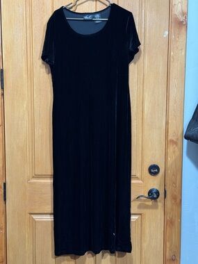 Kathie Lee Collection Black Velvet Short-Sleeve Maxi Dress size L pit 20-23  L54